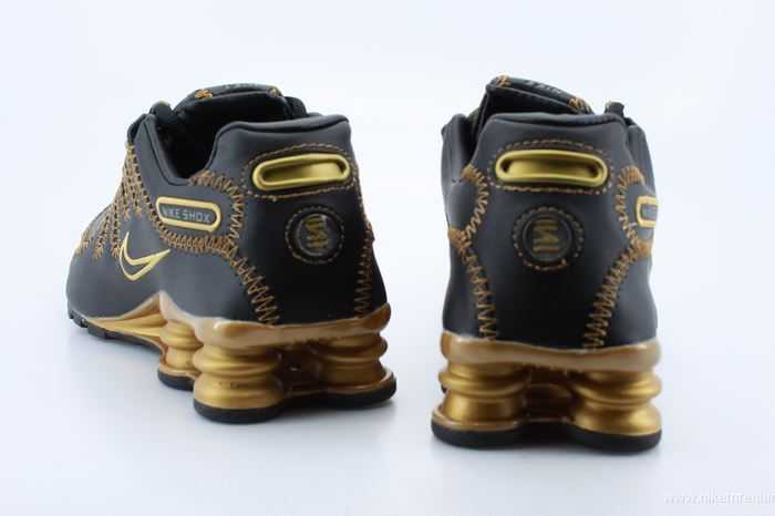 Dore Et Noir Nike Shox Nz Chaussures